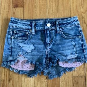 American eagle lace pocket jean shorts